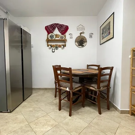 Apartment 2_traveler's Retreat